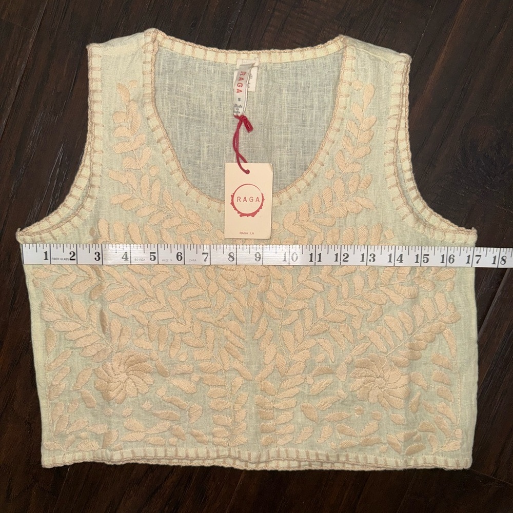 🌸 NWT! Anthropologie Raga Embroidered Crop Top - Picture 8 of 9